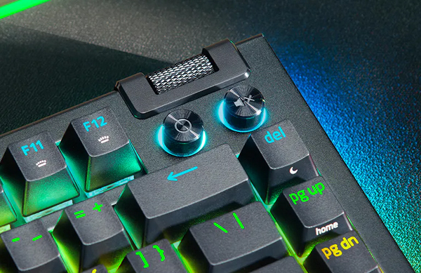 Razer Blackwidow V4 75% White Mechanical Gaming Keyboard - Tactile Orange Switch